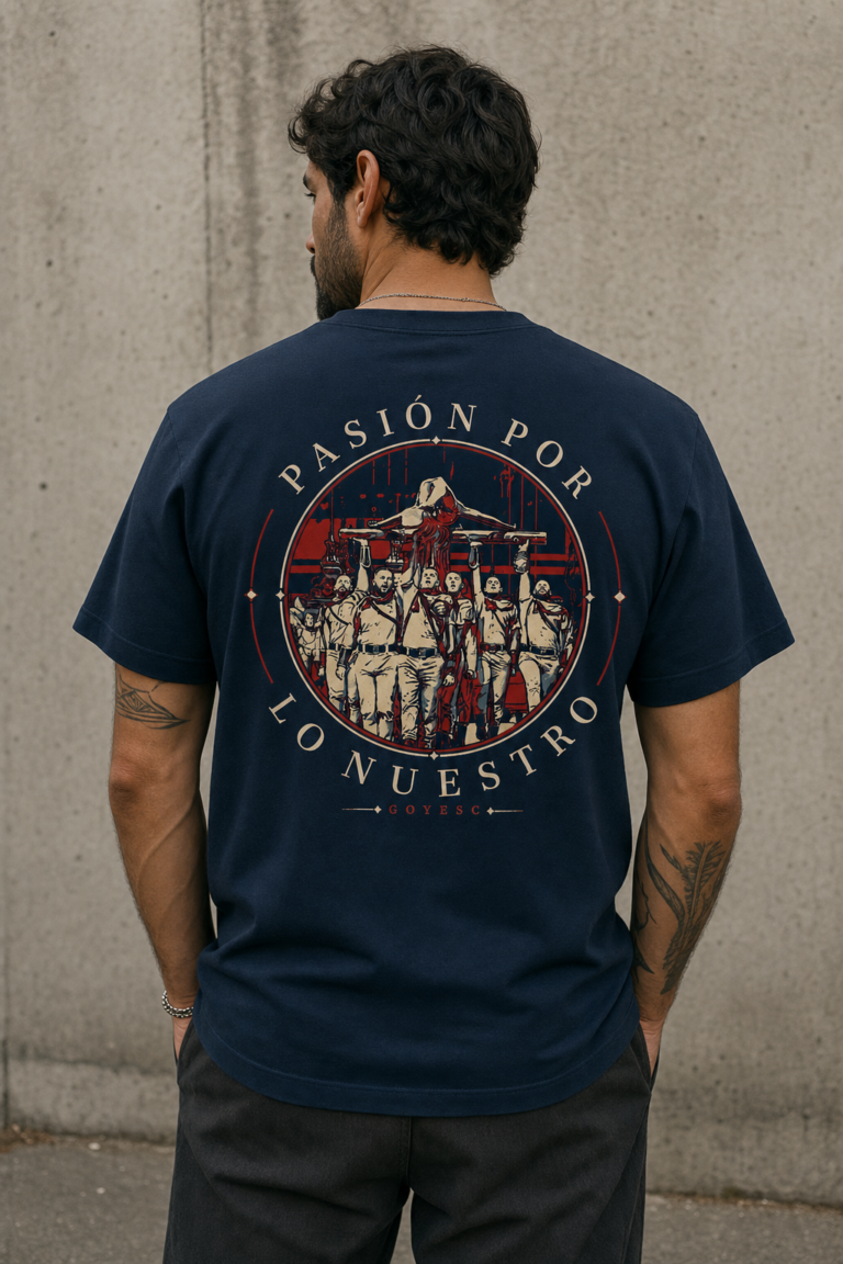 Modelo con camiseta La Madrugá